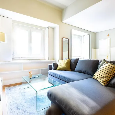 Charming In Апартаменти *